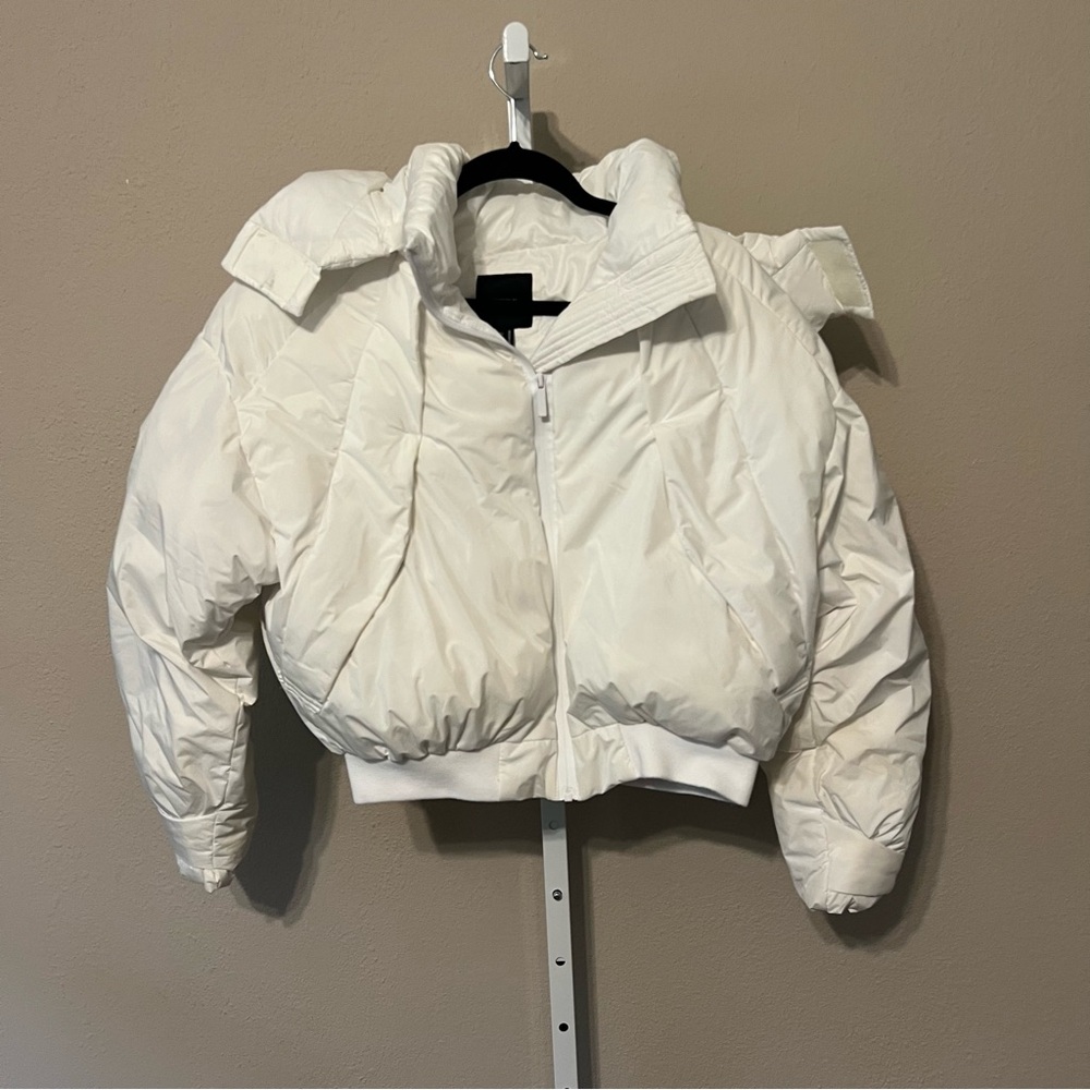 Forever 21 White Puffer Jacket
